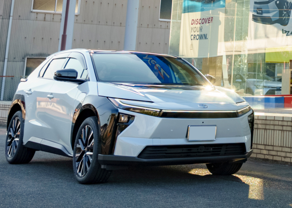 電気自動車「bZ4X」