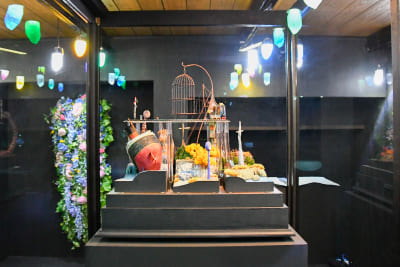 幻想的な展示品